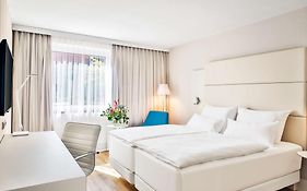 Nh Hotel Vienna Airport 4*